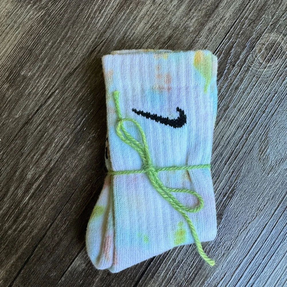 NWT But did you dye, tie dye Nike socks - Picture 3 of 3